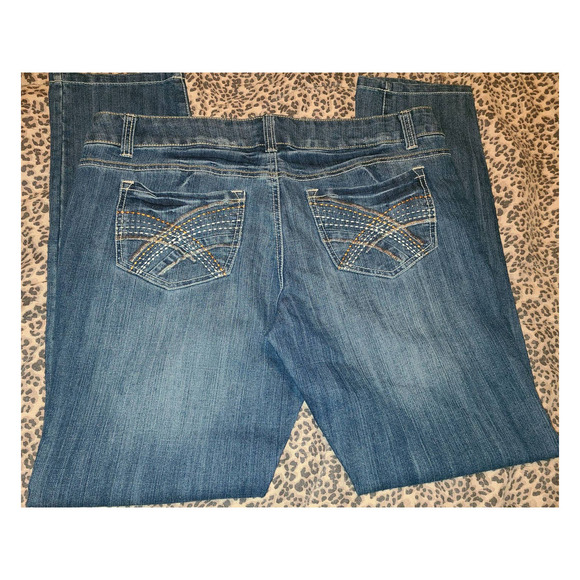 Mossimo Supply Skinny Jeans Womens Size 17 Blue Medium Wash Denim Low Rise (EE9) - Picture 4 of 6